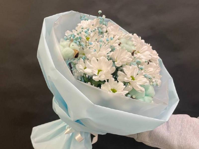 Букет из хризантем Снег в цвету