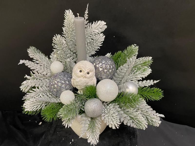 Новогодняя композиция со свечой Ночной хранитель