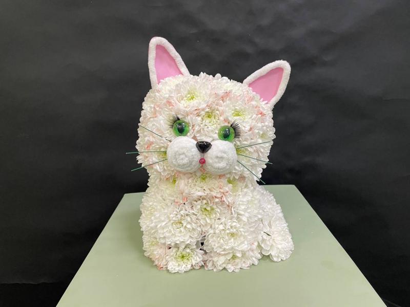 Игрушка из живых цветов Счастье кружева